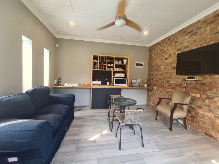 5 Bedroom Property for Sale in Kenton On Sea Eastern Cape